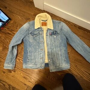 Levi’s Jean Jacket - Size Small Women’s